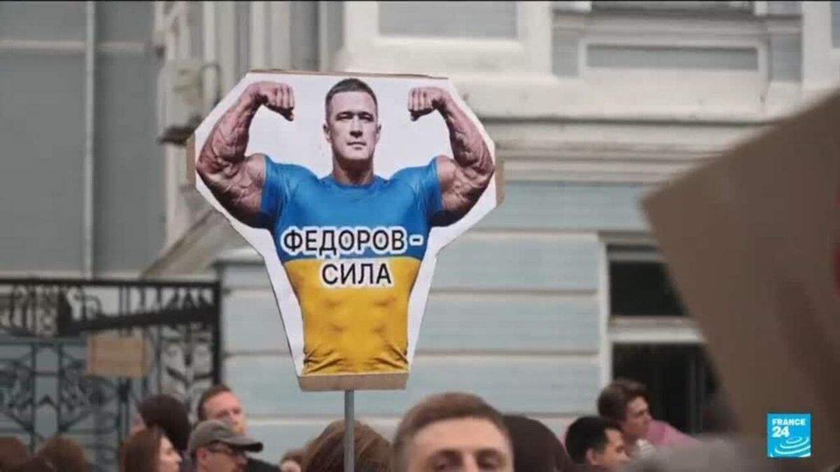 Ukraine's Wartime Leadership Faces Deepening Political Crisis Amid Public Protests