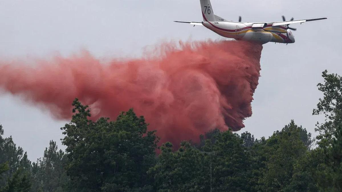 France's Unprecedented Wildfire Season: A Geopolitical Analysis