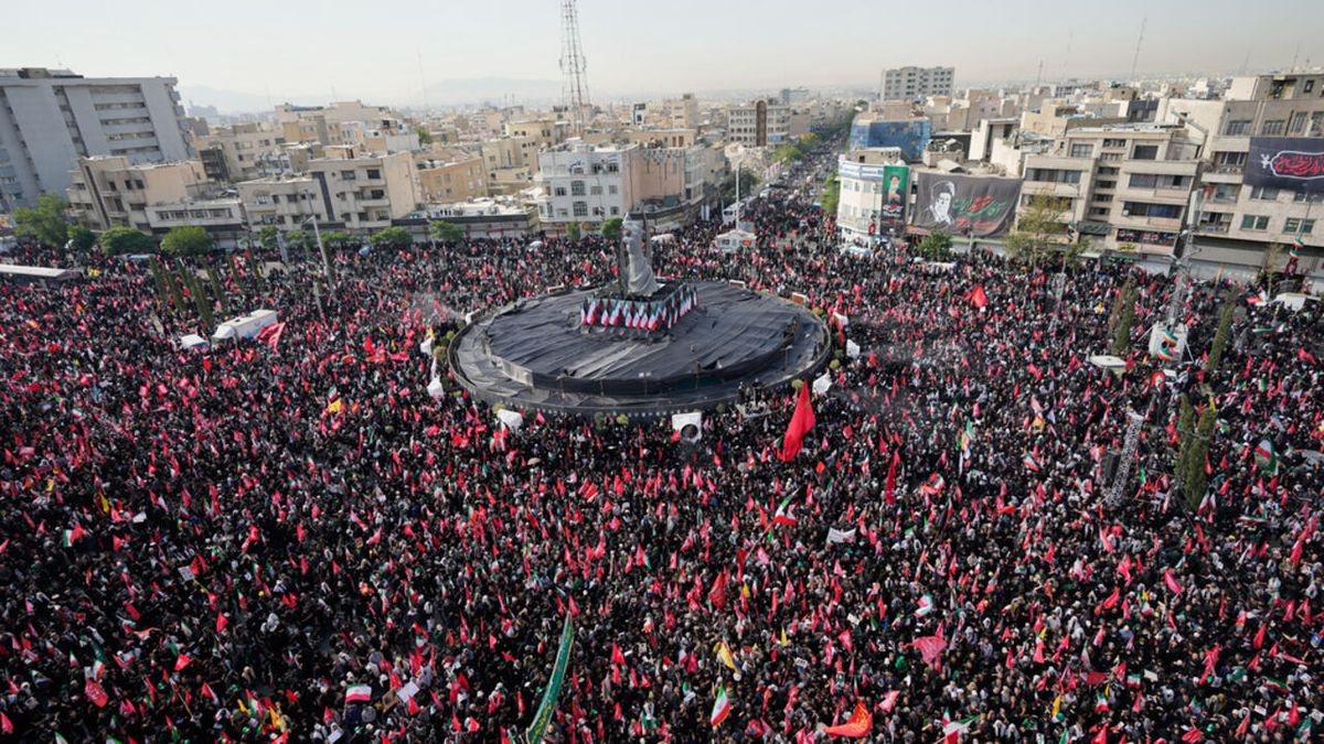 Iran's Grand Funeral for Khamenei: A Geopolitical Display Amidst Succession and Regional Tensions