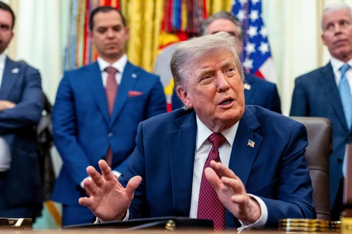 Trump's Iran Conundrum: Trapped by War and Legacy