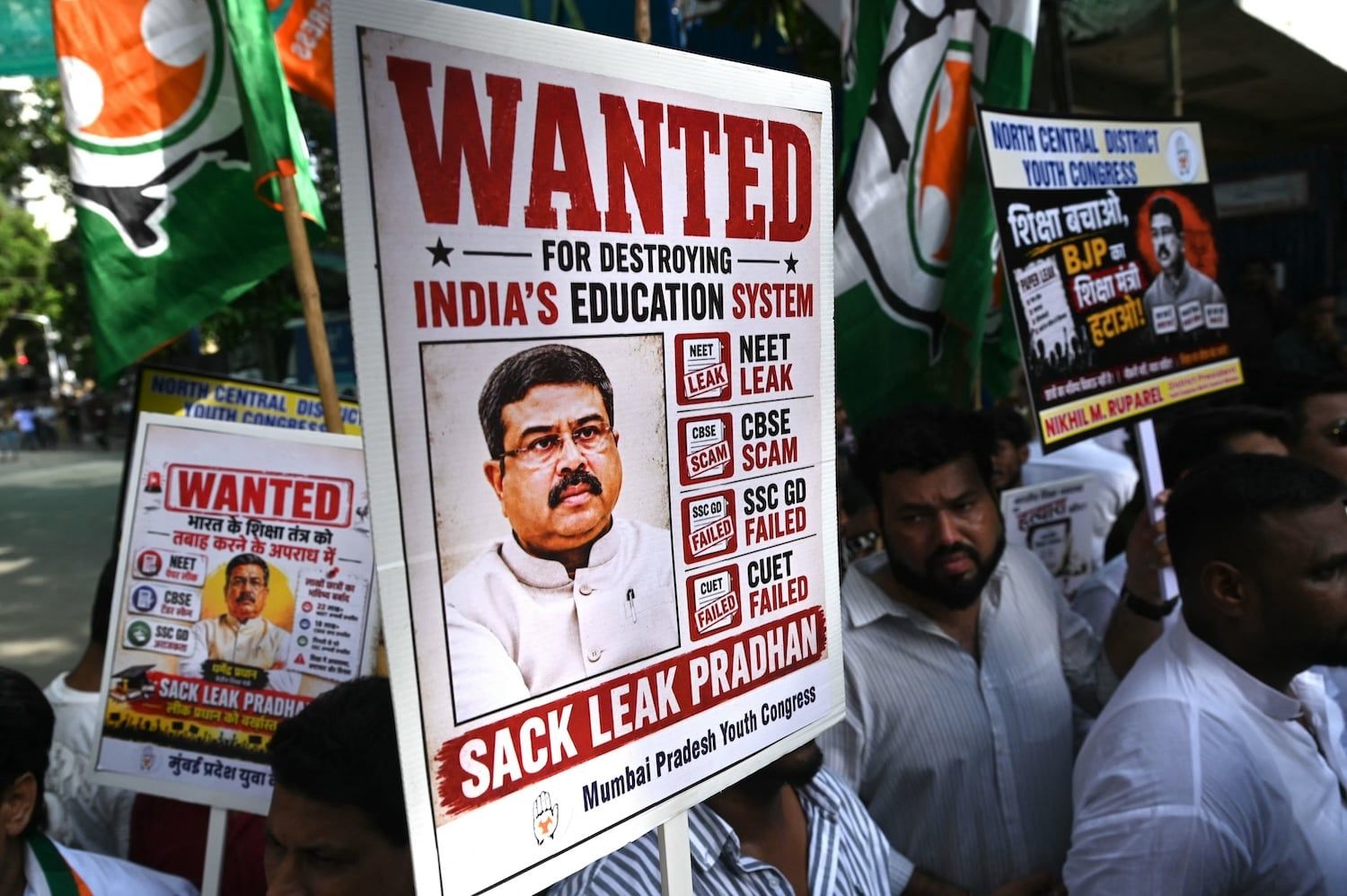 India's Youth Unemployment Crisis: The Cockroach Movement's Warning