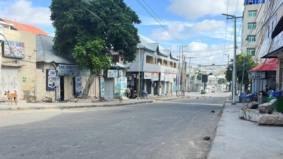 Somalia's Political Crisis Escalates into Armed Clashes in Mogadishu
