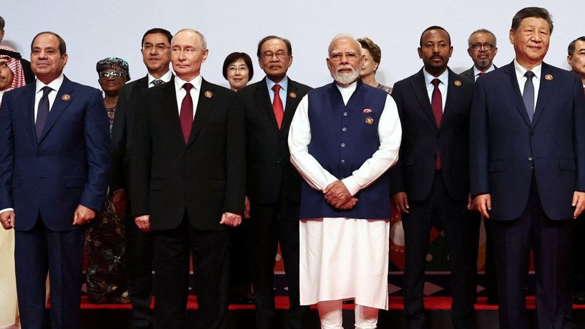 The World's Race to Contain a War That Won't End