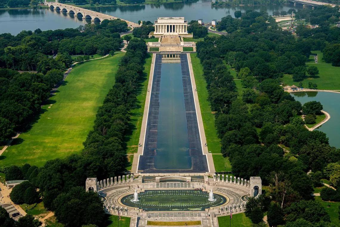 The Reflecting Pool Dispute: A Window into Presidential Power