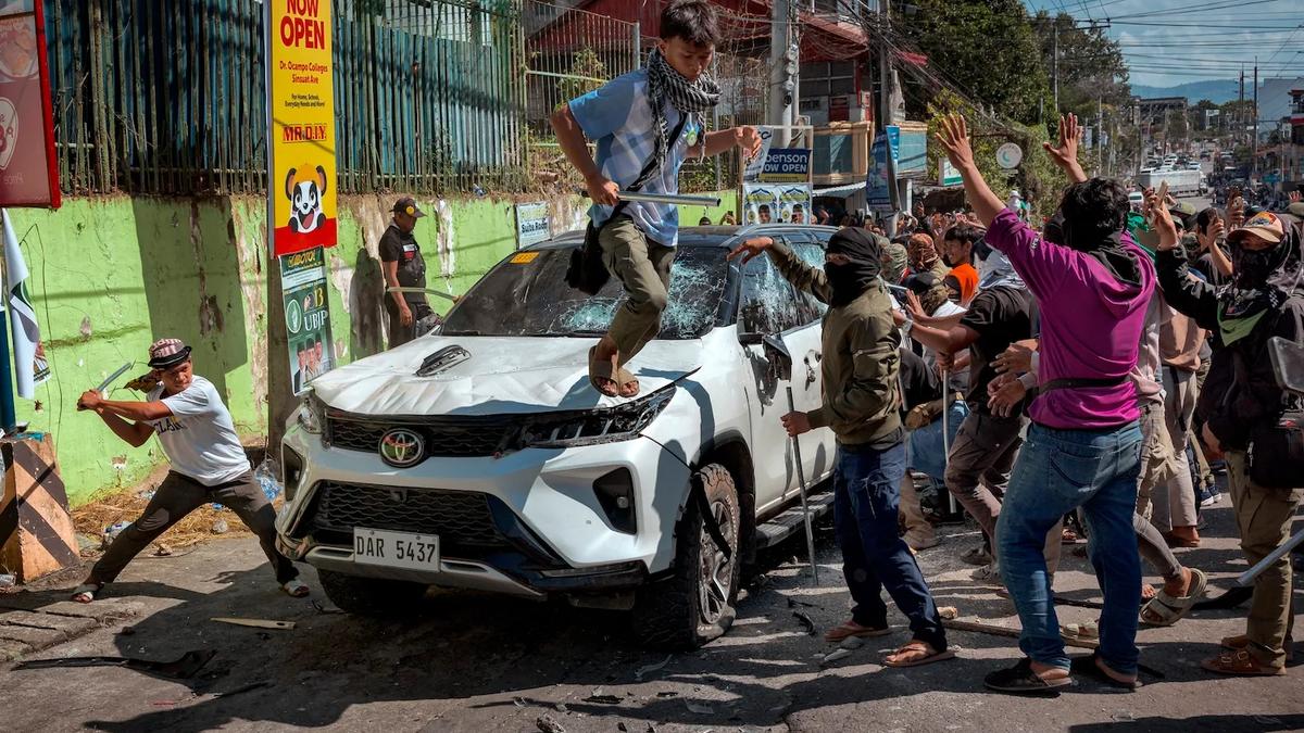 Mindanao's Election: The Price of Peace, The Shadow of Old Wars