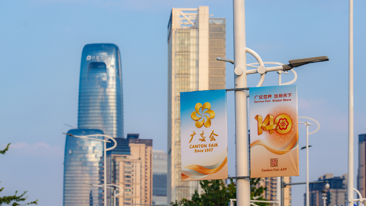 When the World Shops at China’s Biggest Fair, Who Really Wins?