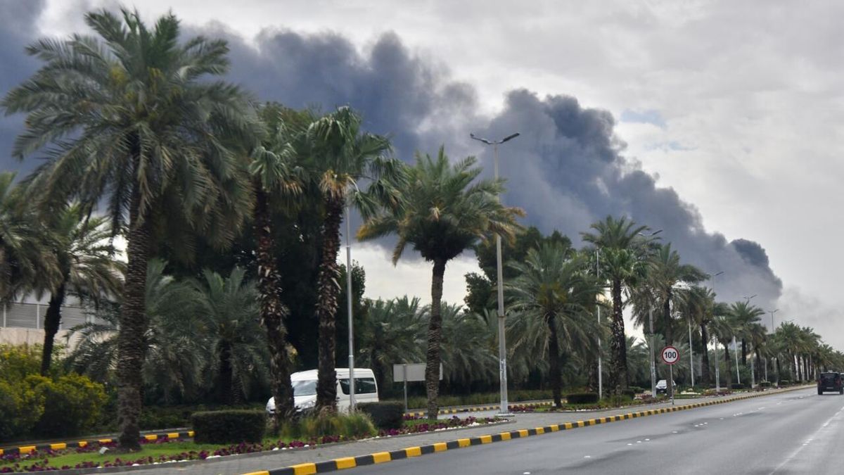 Iran-US Tensions Escalate: Implications for Regional Stability and Global Energy Markets