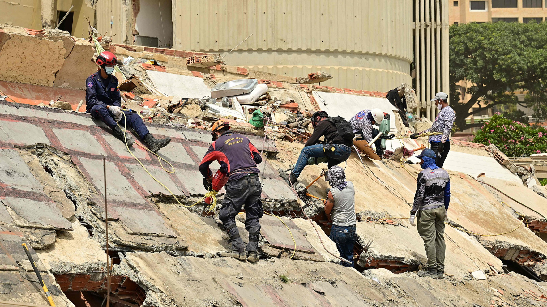 Venezuela's Earthquake Disaster: A Test of Resilience and International Diplomacy