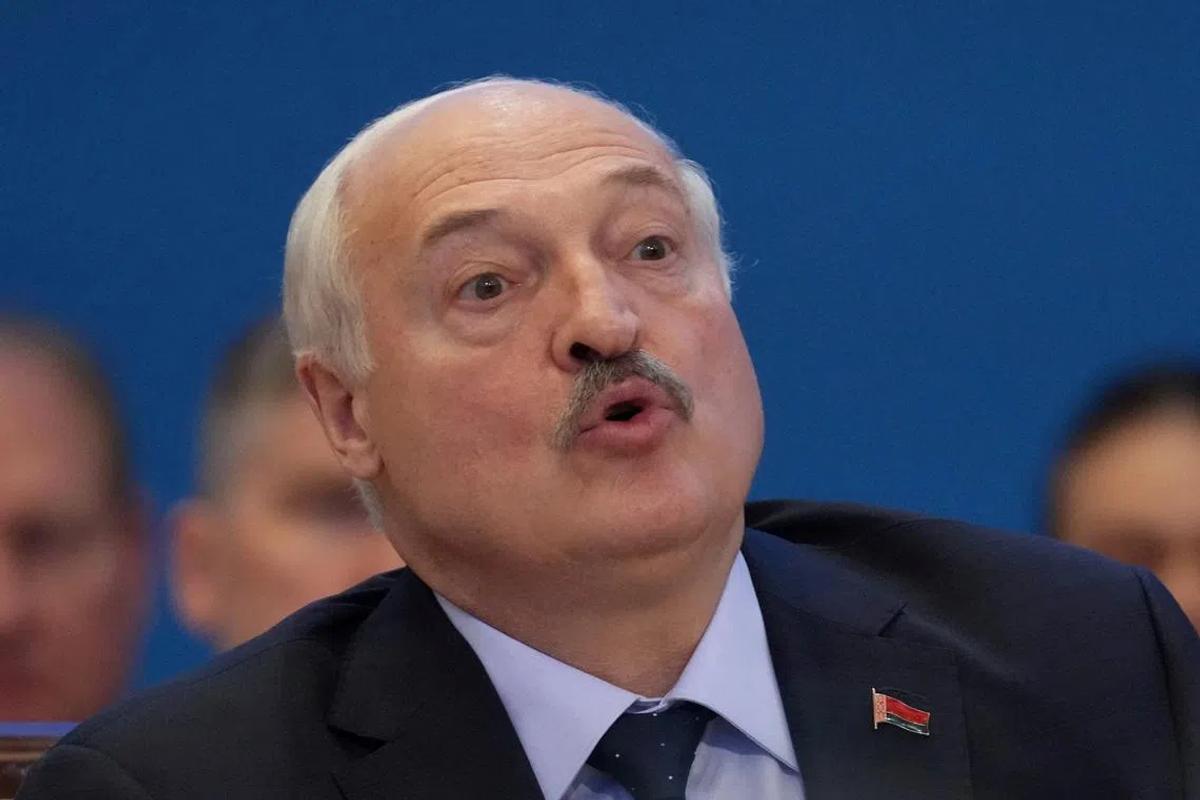 Belarus' Lukashenko Faces Possible War Crimes Charges in Ukraine