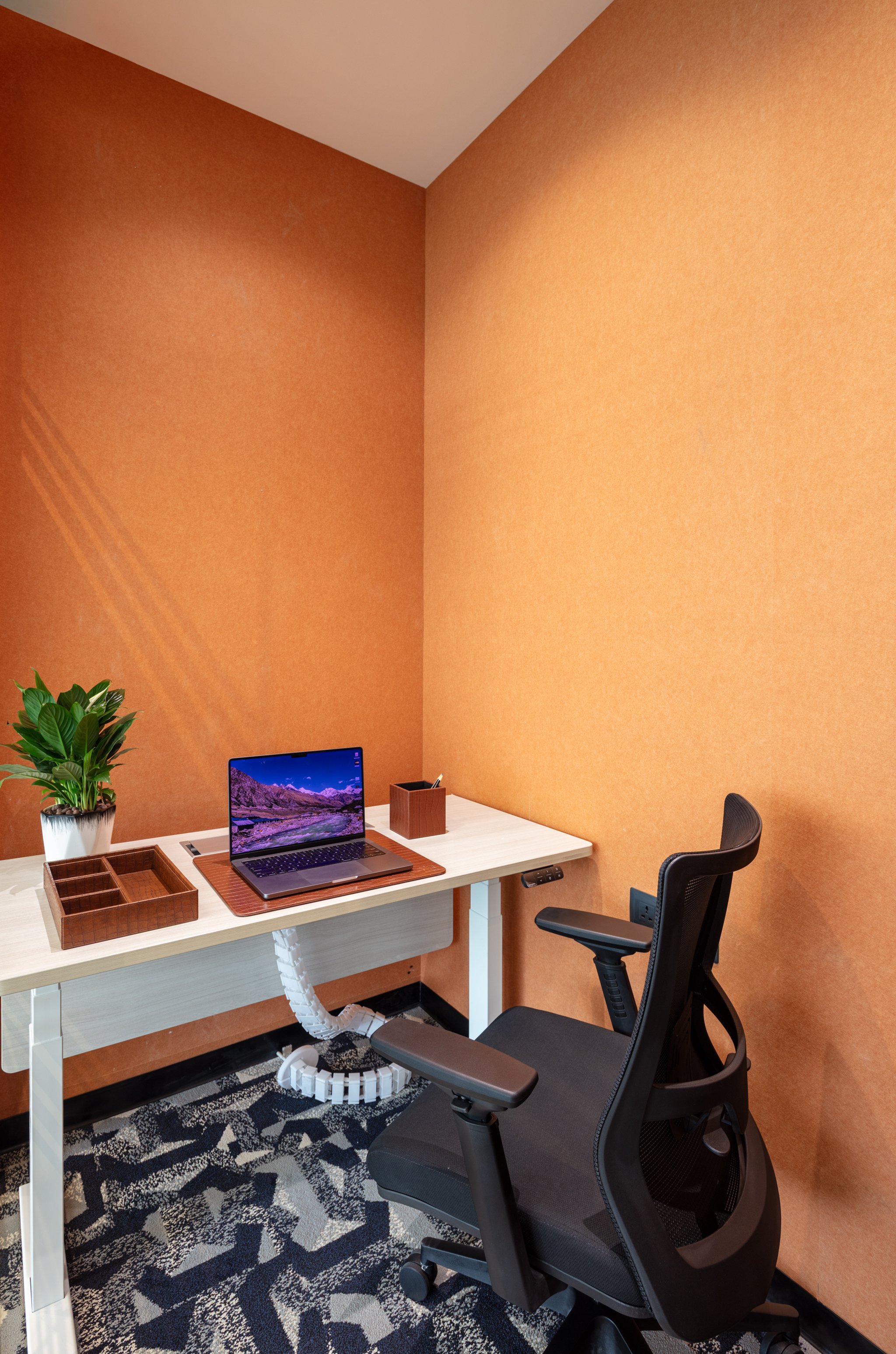 Dedicated Desk — Helios Business Park