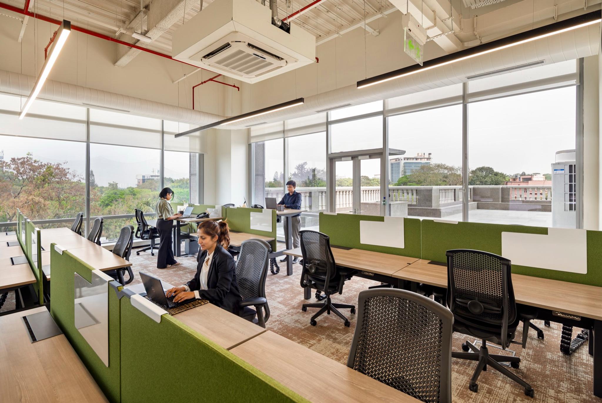 Seamless Workplace Infrastructure