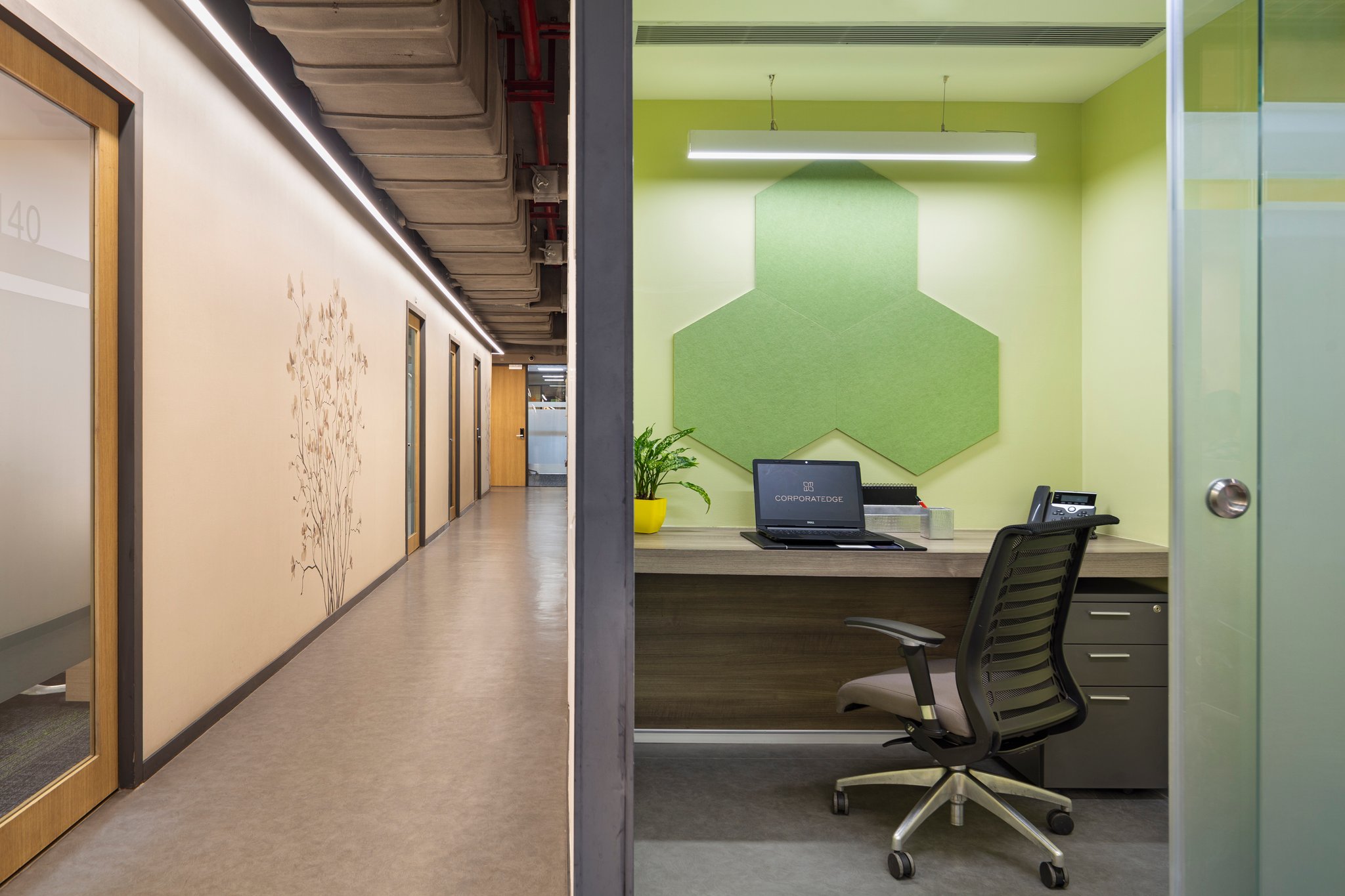 Dedicated Desk — Cyber Hub