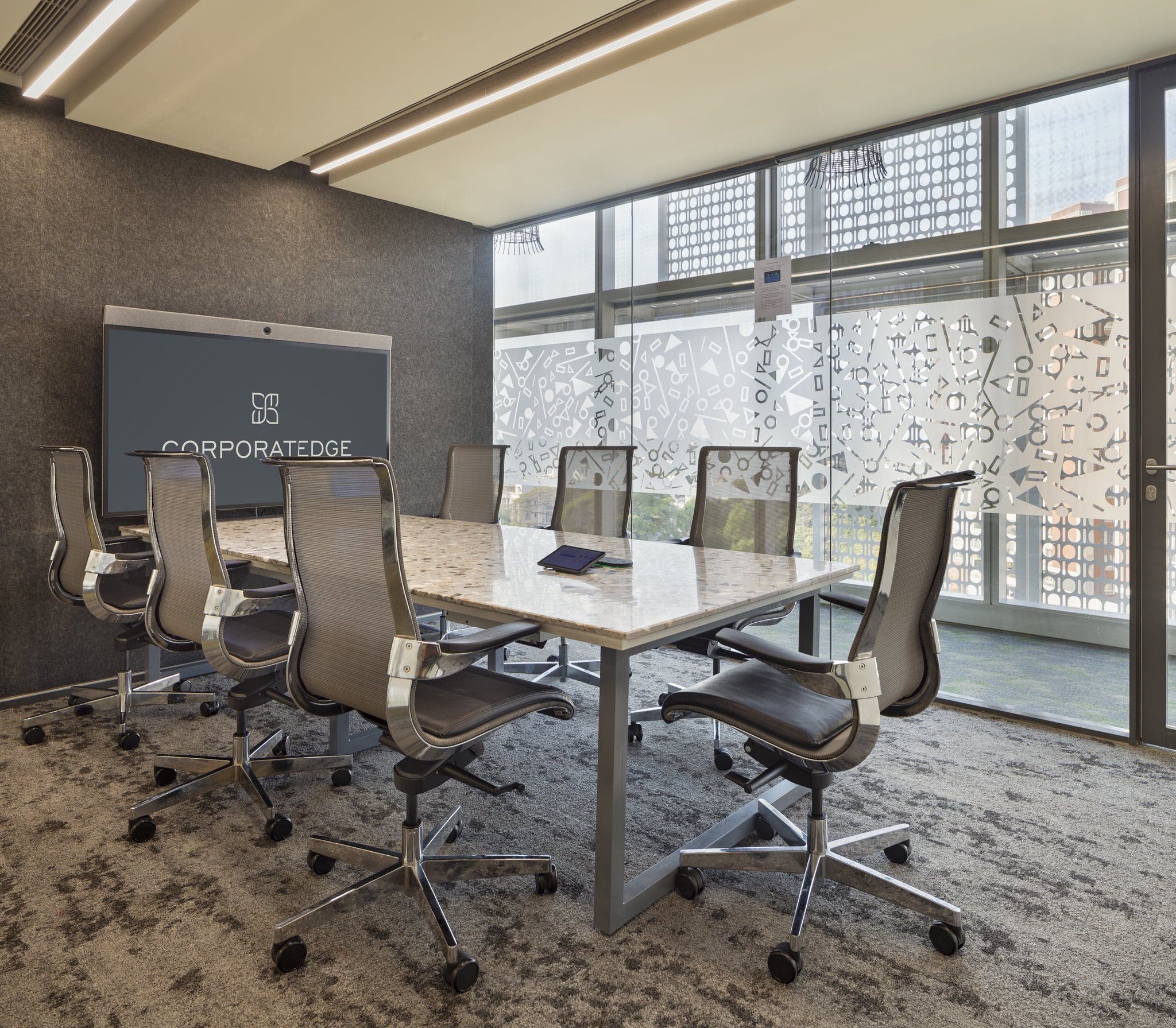 The Rise of the Private Office: What Is Behind It?