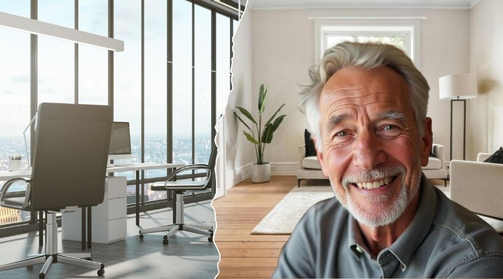 Lachende oudere man met grijs haar in een woonkamer, naast een leeg kantoor met uitzicht over de stad