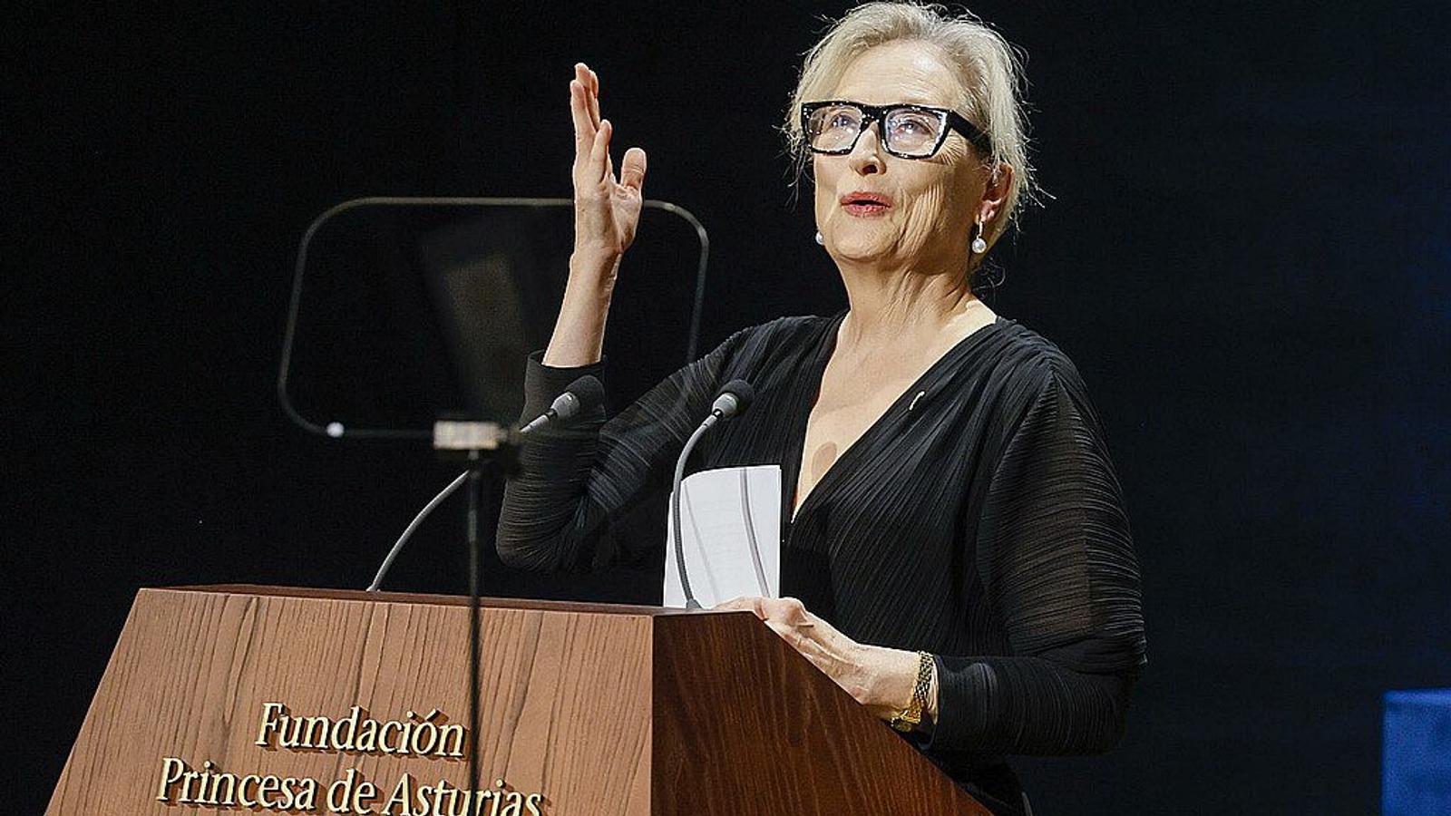 At the Cannes Film Festival, Meryl Streep will receive an honorary Palme d’Or. The actor describes it as “humbling, thrilling in equal part.”