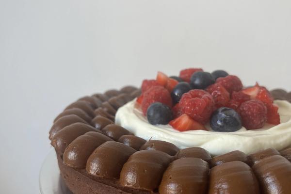 Brownie con frutos rojos