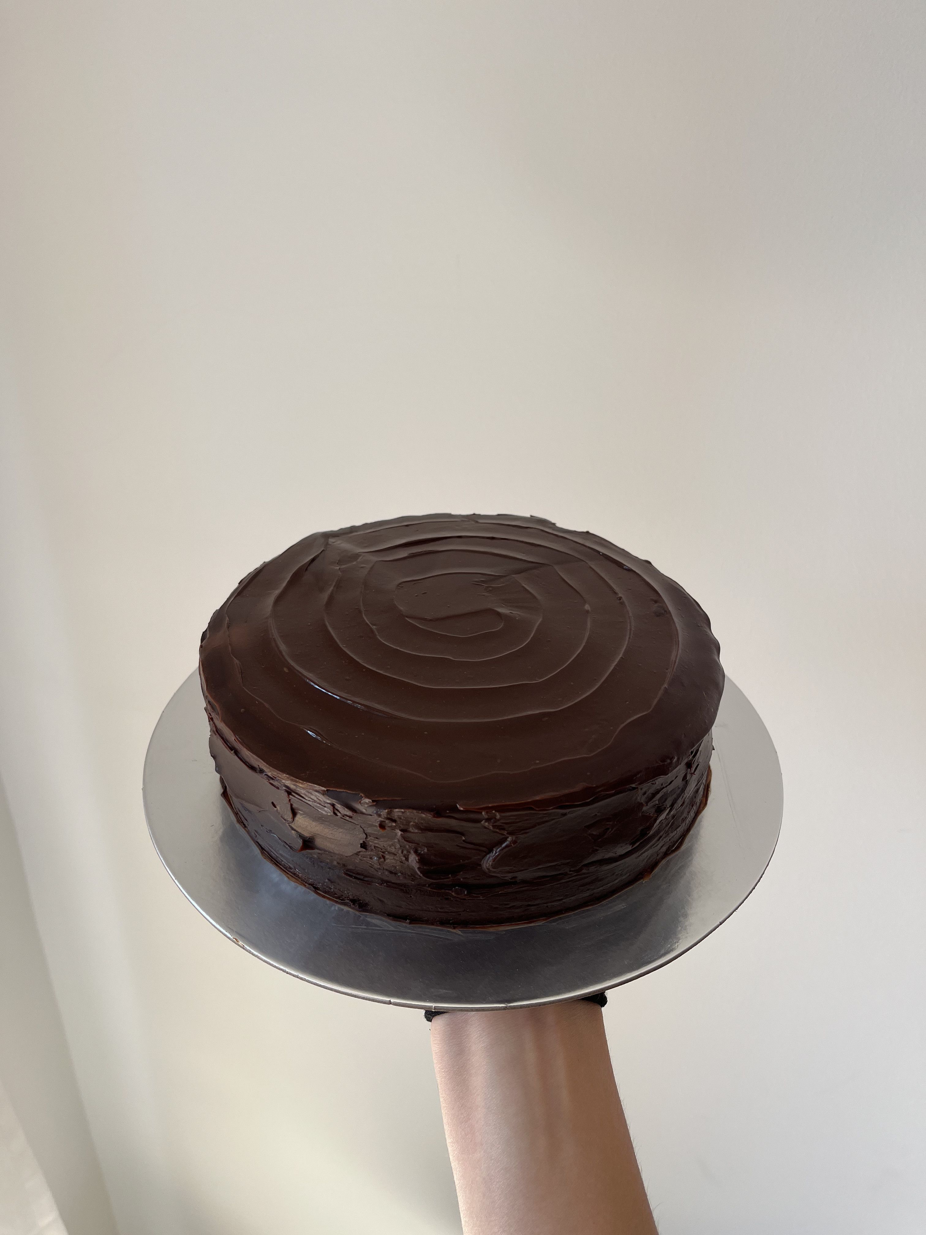 Bizcochuelo de vainilla con ganache de chocolate