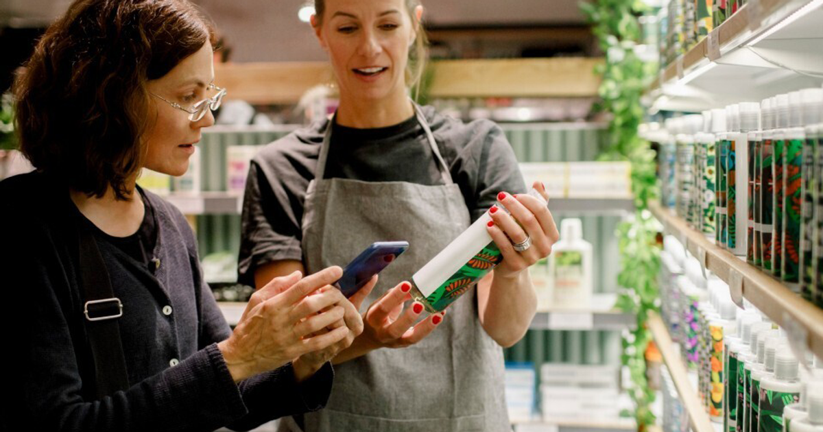 Reimagine the retail game with GenAI