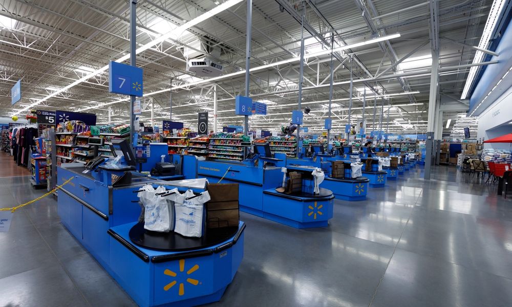 Walmart touts new tech, revenue streams, amid headwinds