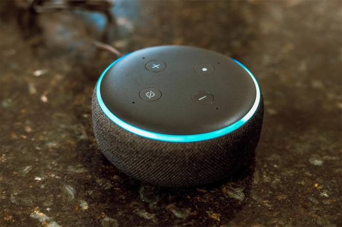 Amazon Echo dot device