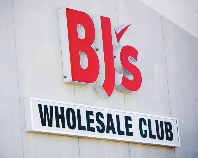 BJ’s Warehouse Club sign