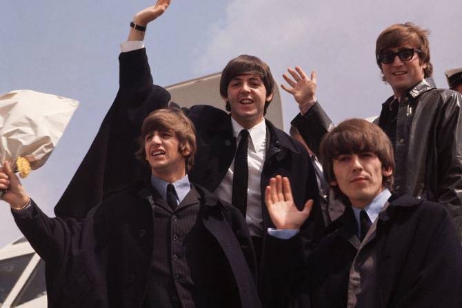 Beatles waving