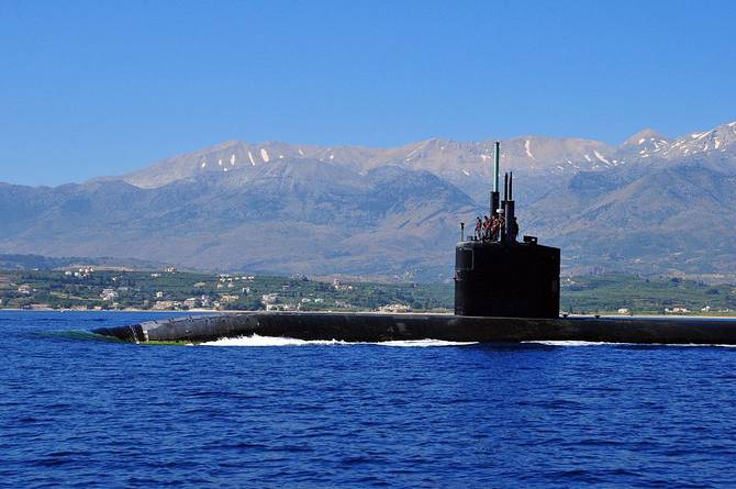US nuclear-powered submarine