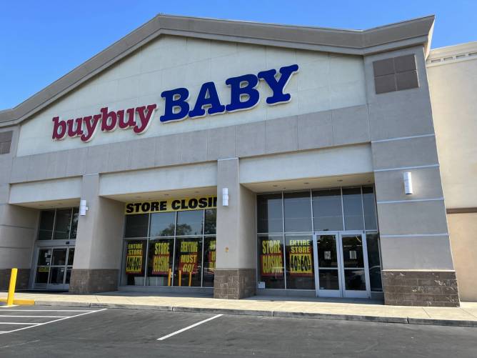 Buy Buy Baby store closing 