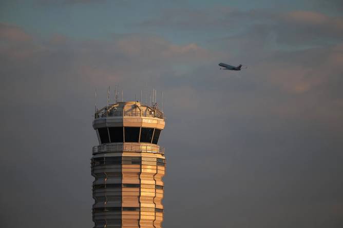 Air traffic control tower