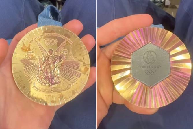 Rusty medal