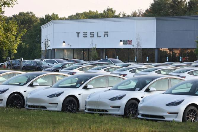 Tesla dealership