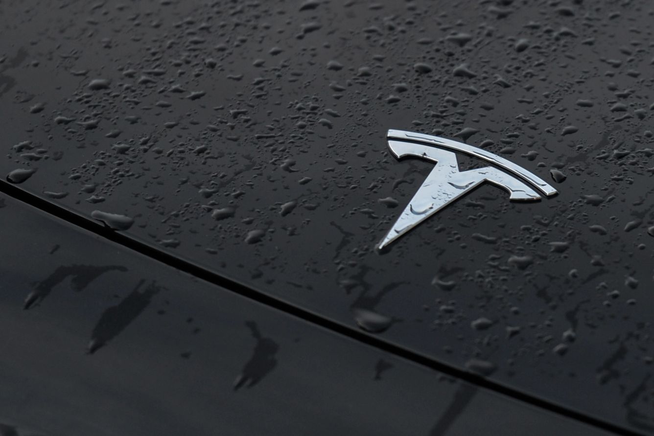 Tesla hood decal in the rain
