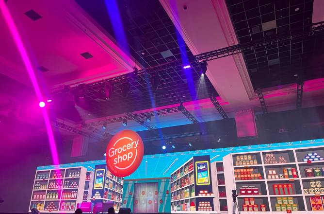 Groceryshop stage