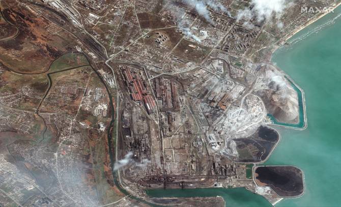 Maxar satellite imagery overview of Azovstal Iron and Steel Works, eastern Mariupol, Ukraine