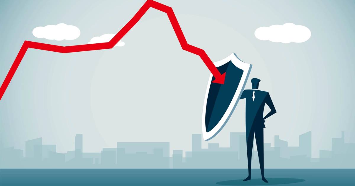 The unlikely key to surviving the recession: Keep your people