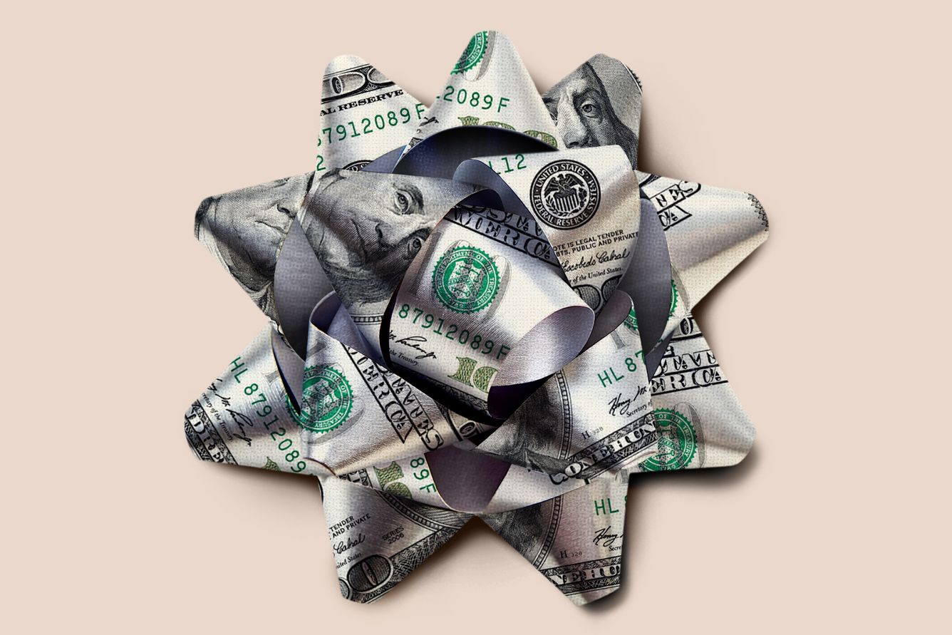 A present bow made from 100 US dollar bills