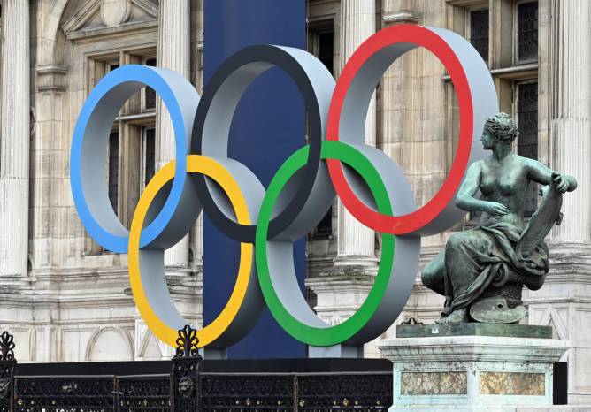 Olympic Rings at Municipality of Paris