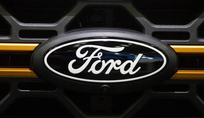 Detroit Auto Show - Ford Logo 