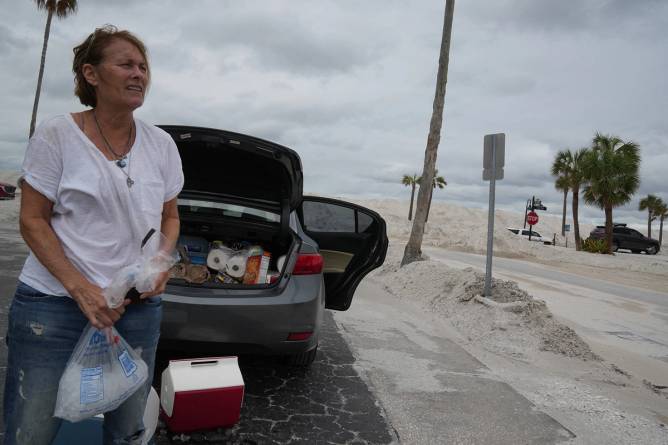 Florida woman packs her car as Hurricane Milton approaches