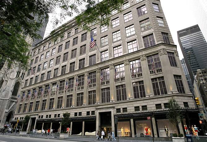 The facade of Saks Fifth Avenue's flagship NYC store