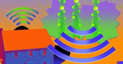 Animation of a house receiving a 5G signal from cellular towers