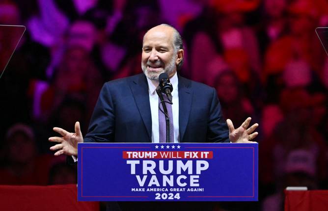 Howard Lutnick, Chairman and CEO of Cantor Fitzgerald and Co-Chair of the Trump 2024 Transition Team speaks at a rally