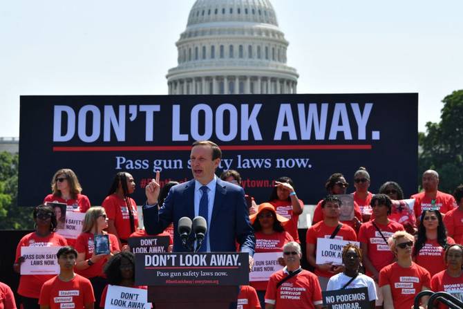 Sen. Chris Murphy advocating for gun legislation