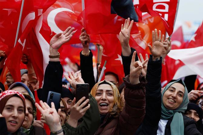 Turkish women at a demonstration