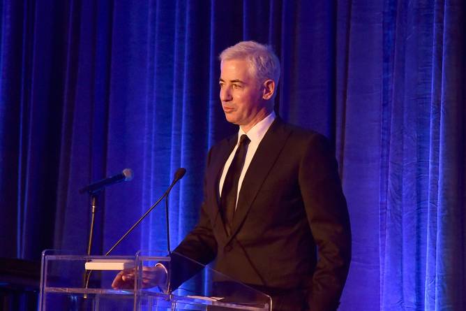 bill ackman standing at a podium