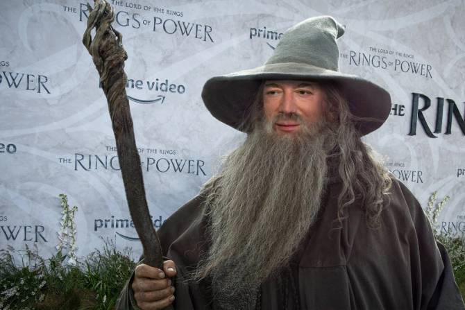 Jeff Bezos photoshopped as Gandalf 