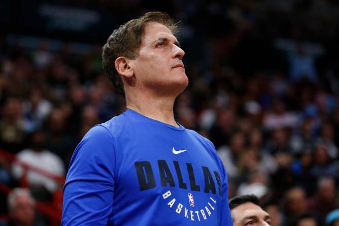 MIAMI, FLORIDA - FEBRUARY 28:  Owner Mark Cuban of the Dallas Mavericks ...