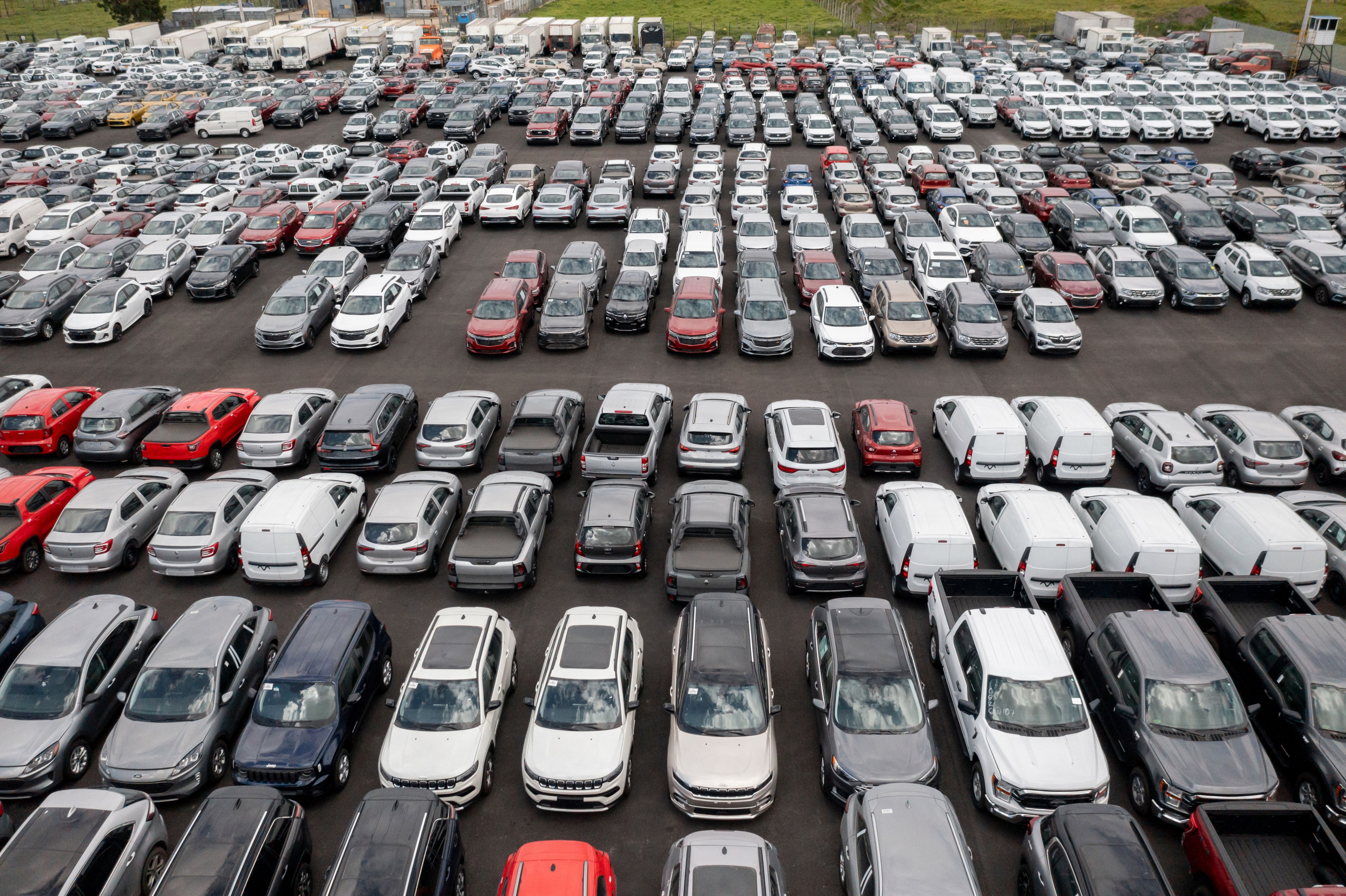 Analysts predict a return to normalcy in US car market in 2024