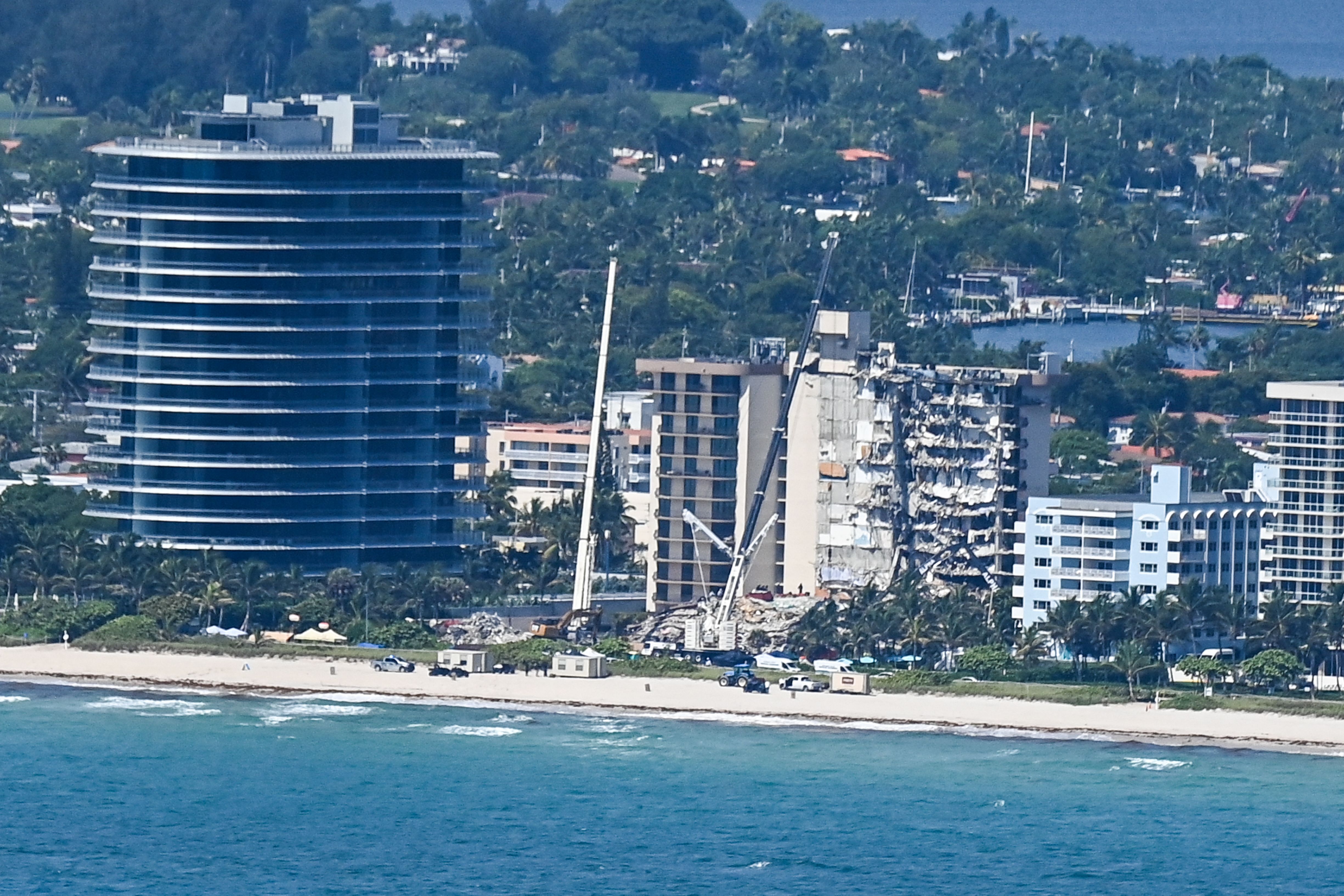 Rescue Workers Continue to Search for Survivors of the Florida Condo ...