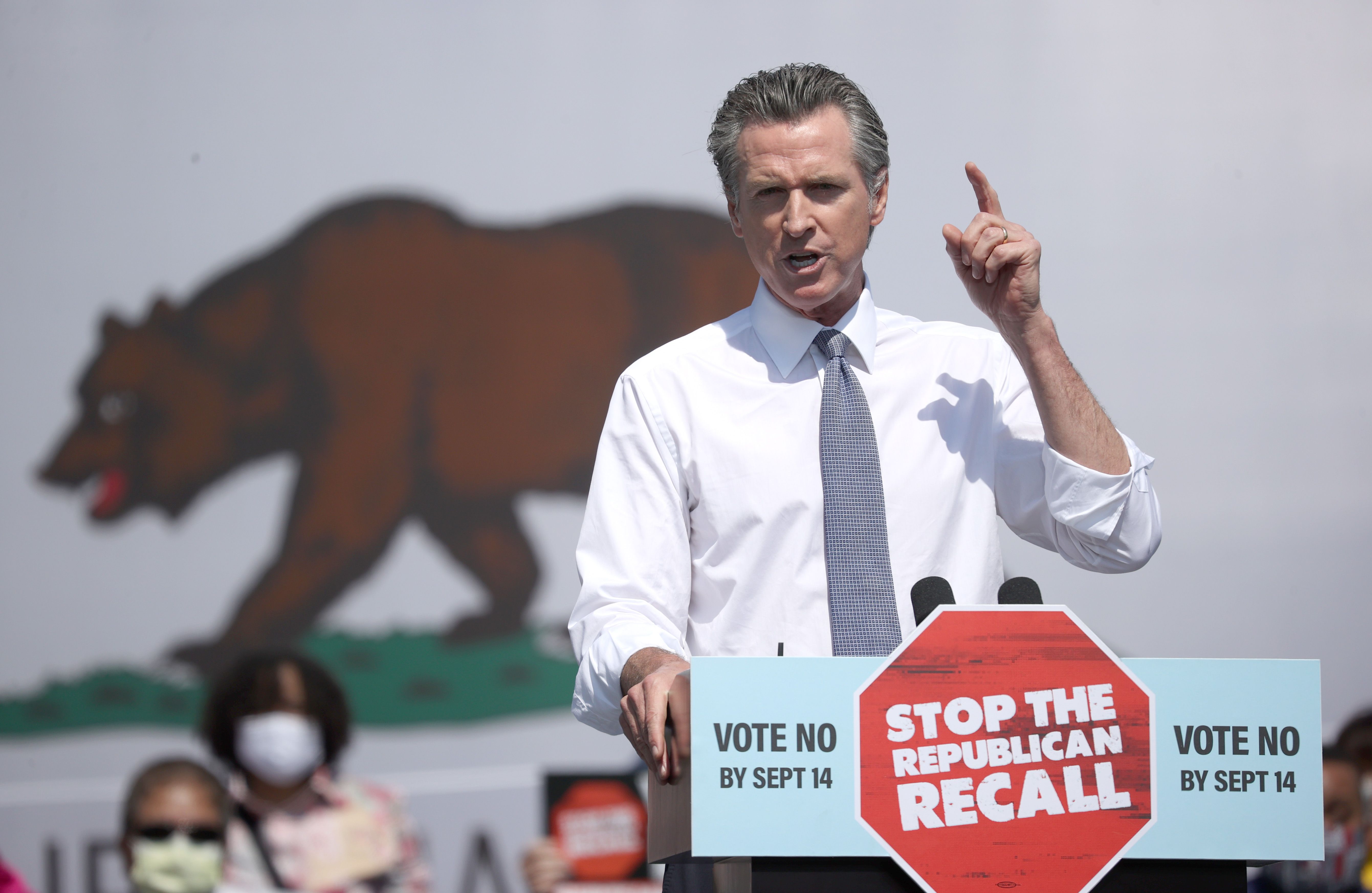 CA Governor Newsom Unveils Plan For Assault Weapons Ban With Texas's ...